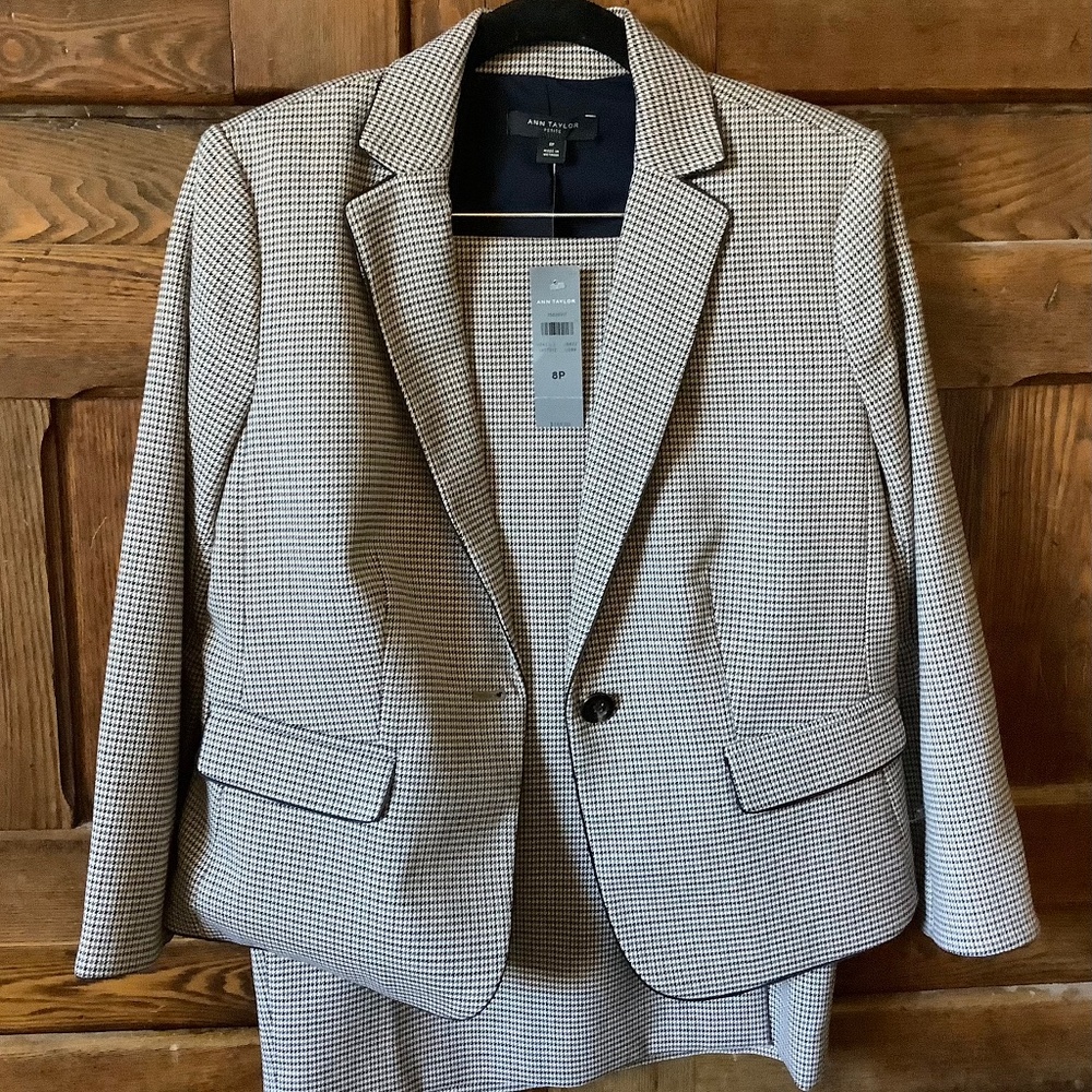 Ann Taylor suit, houndstooth check.